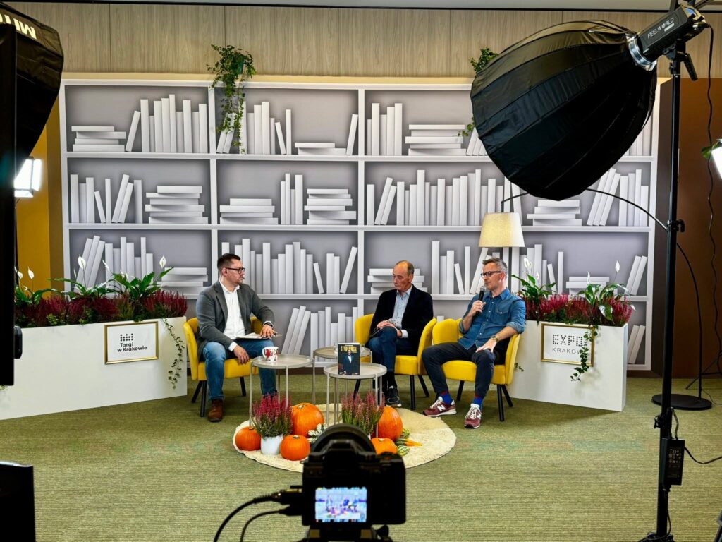 Transmisja live panelu dyskusyjnego na targach w EXPO Kraków